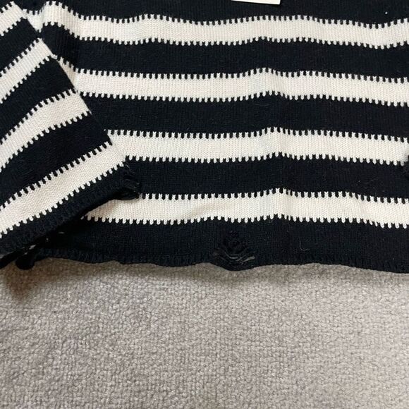 Wildfox Women’s Large Knit Black White Striped Pullover V Neck Sweater NWT - Picture 2 of 4
